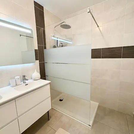 Belle Dans Neuve Avec Piscine Accommodatie bij particulieren Perpignan