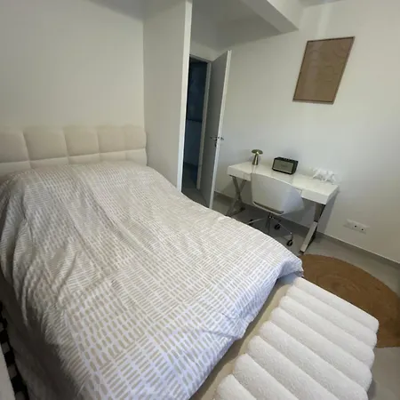 Belle Dans Neuve Avec Piscine * Perpignan