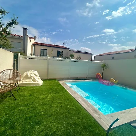 Séjour chez l'habitant Belle Dans Neuve Avec Piscine