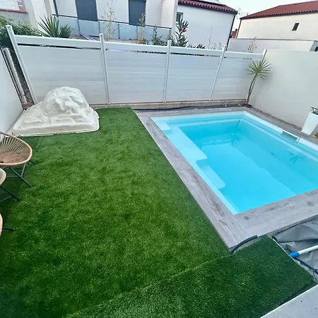 Belle Dans Neuve Avec Piscine Accommodatie bij particulieren *