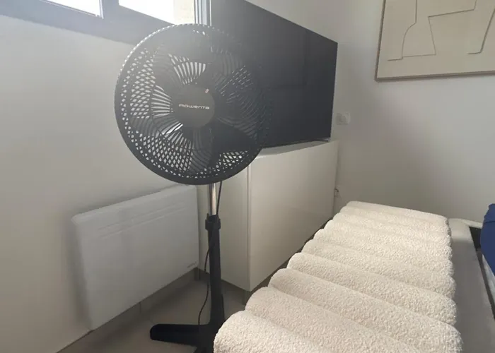 Belle Dans Neuve Avec Piscine Perpignan