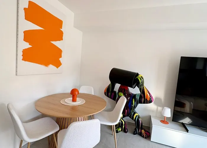 Belle Dans Neuve Avec Piscine Kwatera prywatna