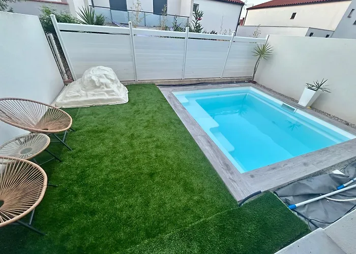 Belle Dans Neuve Avec Piscine Séjour chez l'habitant *